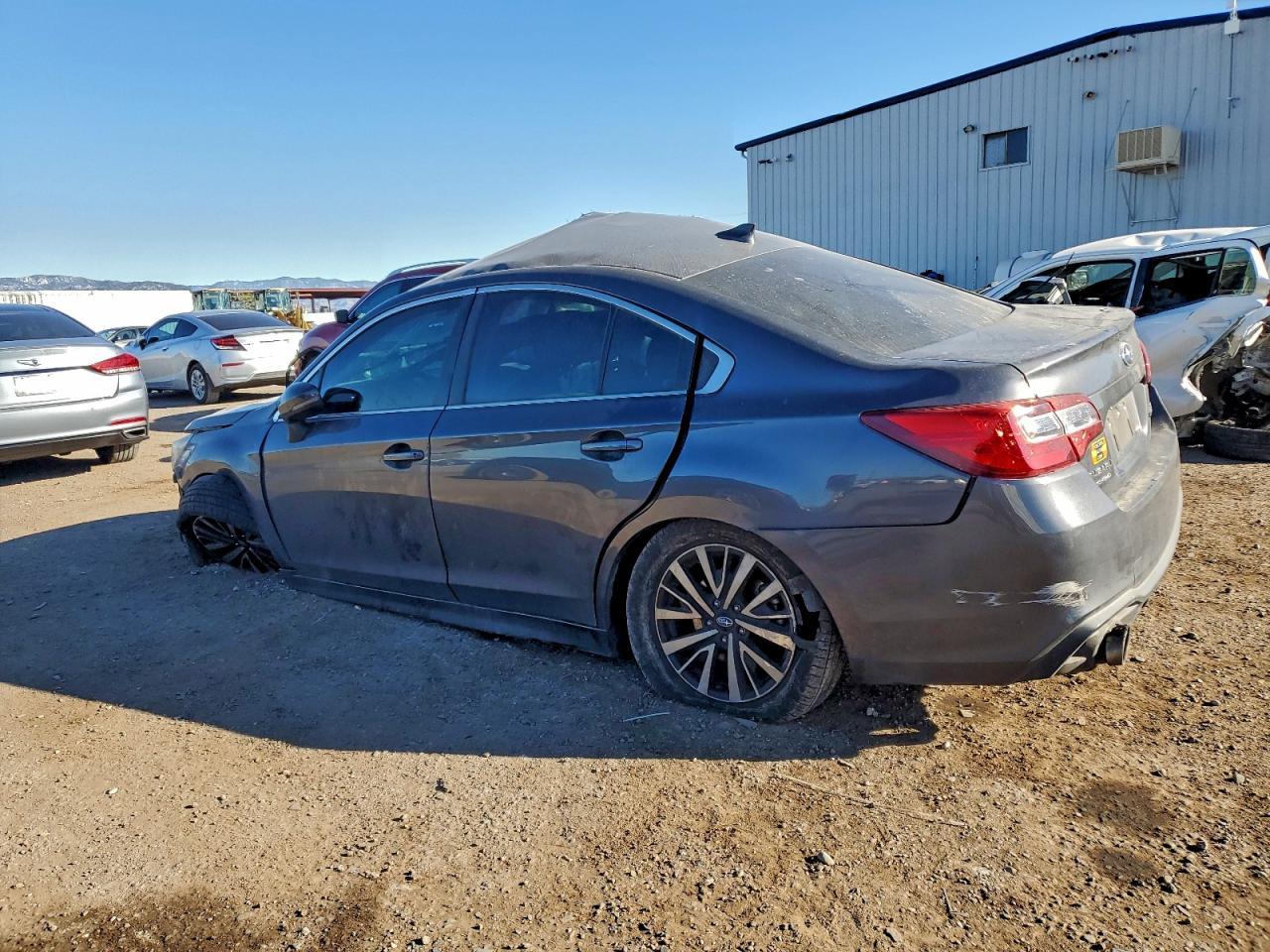 2018 Subaru Legacy 2.5I Premium - Фото 2