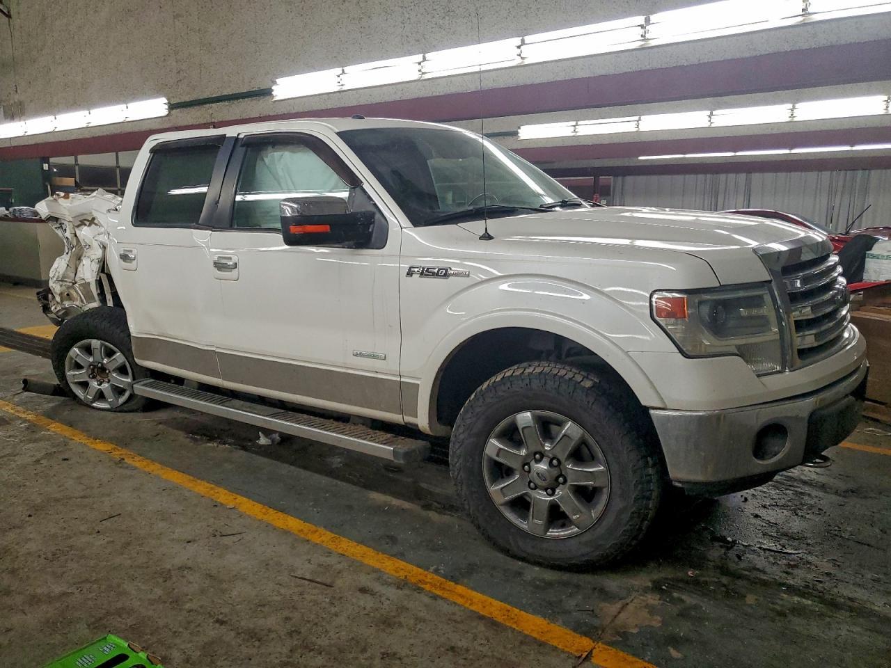 2014 Ford F150 Supercrew - Фото 4