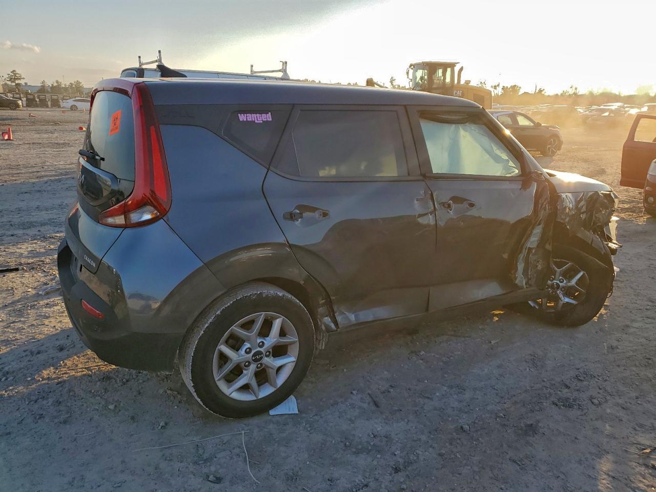 2022 Kia Soul Lx - Фото 3