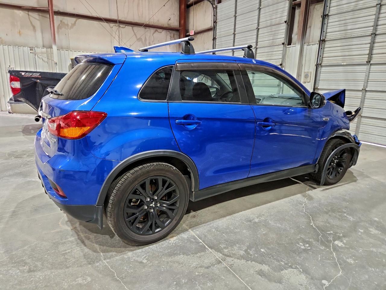 2019 Mitsubishi Outlander Sport Es - Фото 3