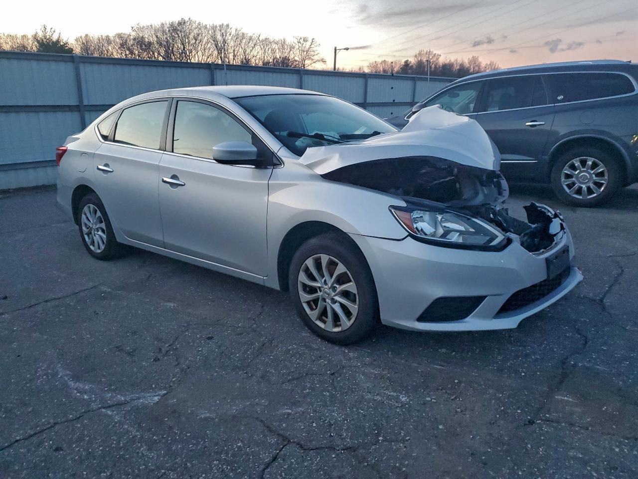 2018 Nissan Sentra S - Фото 4