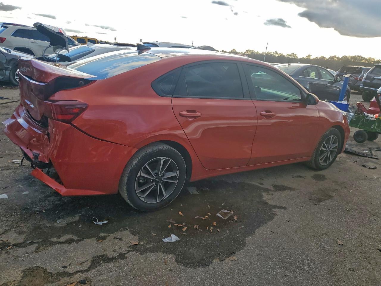 2024 Kia Forte Lx - Image 3