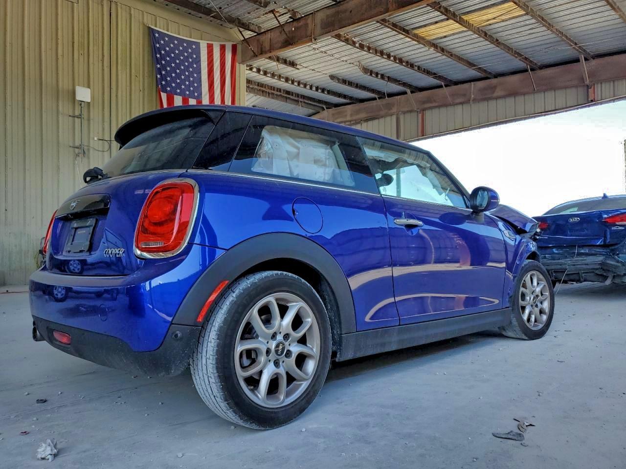 2019 Mini Cooper - Фото 3