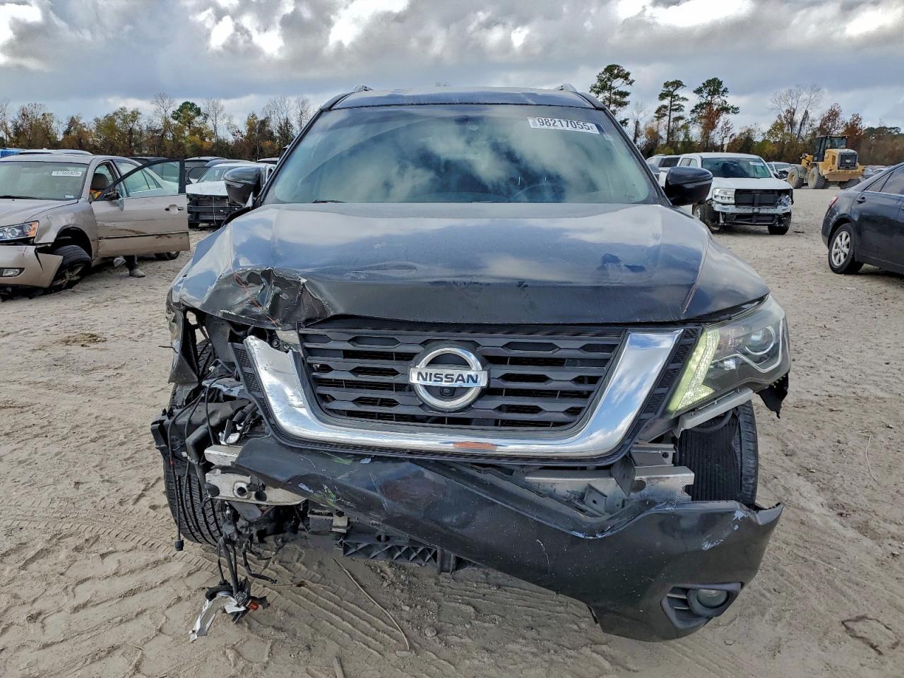 2019 Nissan Pathfinder S - Фото 5