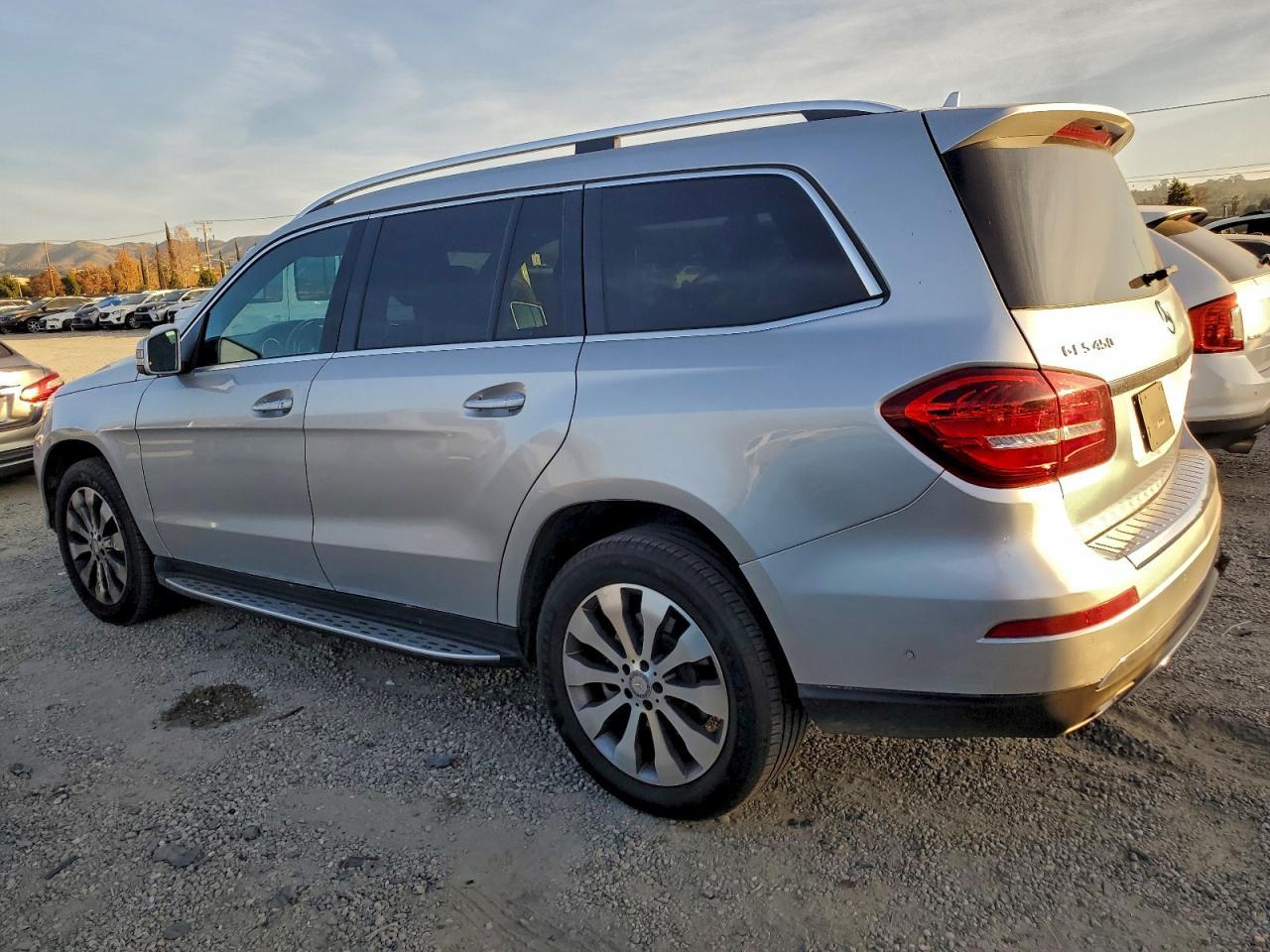 2017 Mercedes-Benz Gls 450 4Matic - Image 2