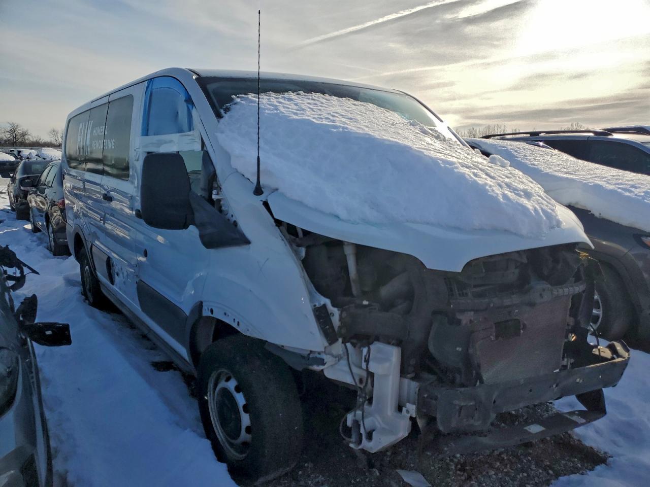 2016 Ford Transit T-150 - Фото 4