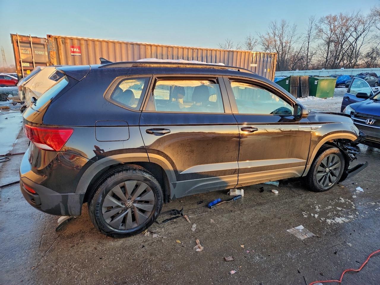 2024 Volkswagen Taos S - Фото 3