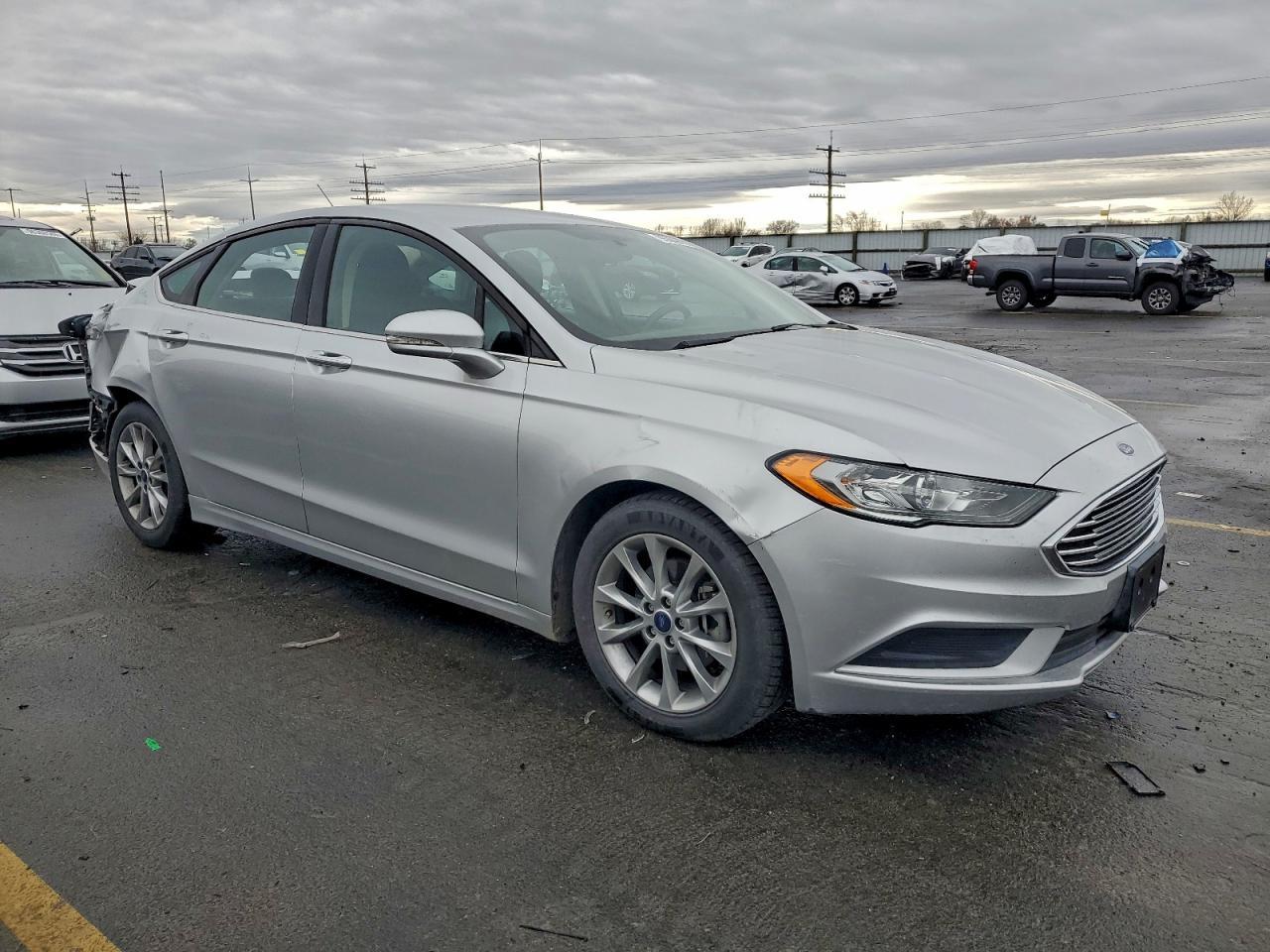 2017 Ford Fusion - Фото 4