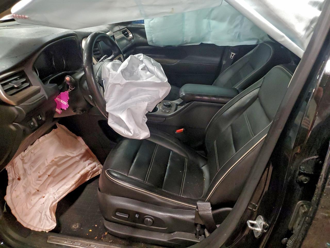 2020 GMC Acadia Denali - Image 7