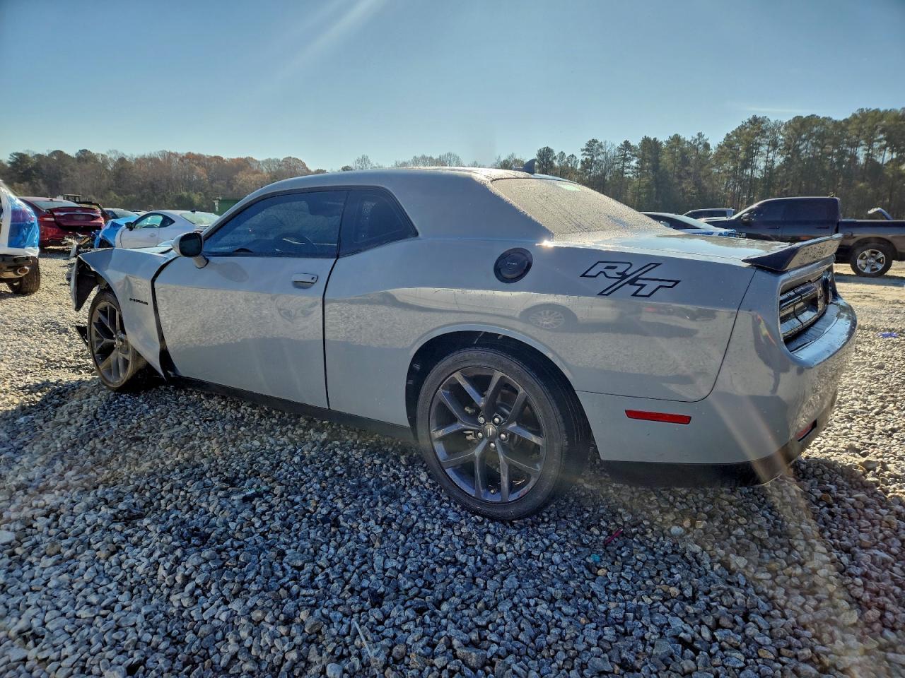 2022 Dodge Challenger R/T - Фото 2