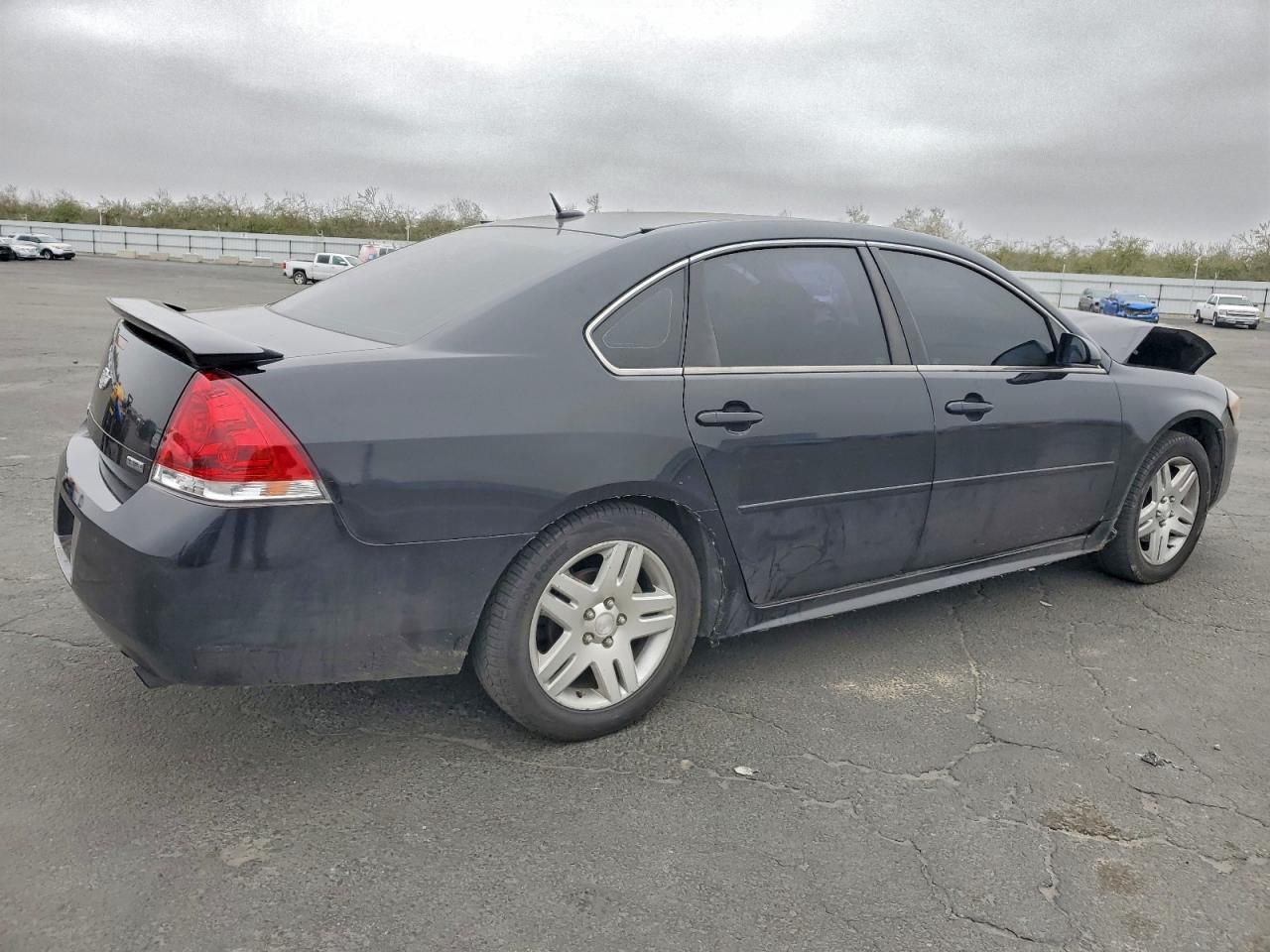 2012 Chevrolet Impala Lt - Image 3