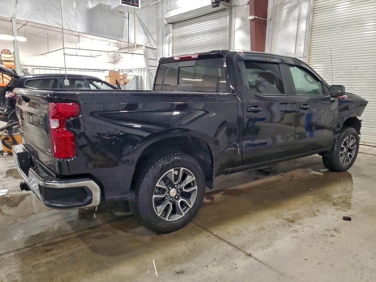 2025 Chevrolet Silverado K1500 Lt - Фото 3