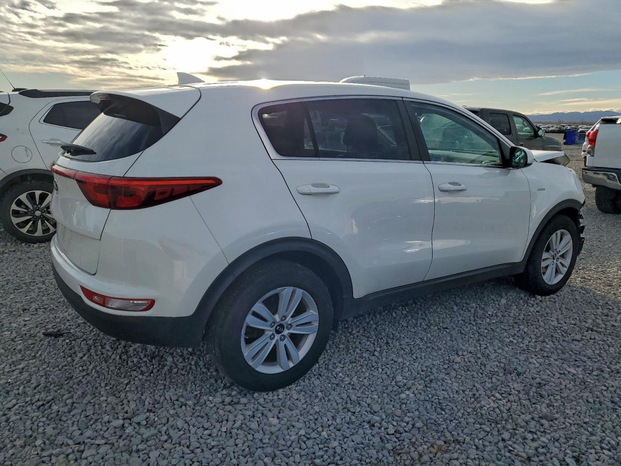 2017 Kia Sportage Lx - Image 3
