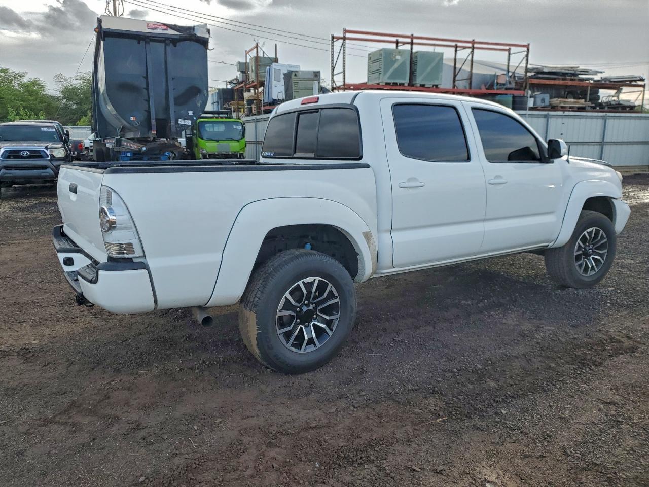 2015 Toyota Tacoma Double Cab Prerunner - Фото 3