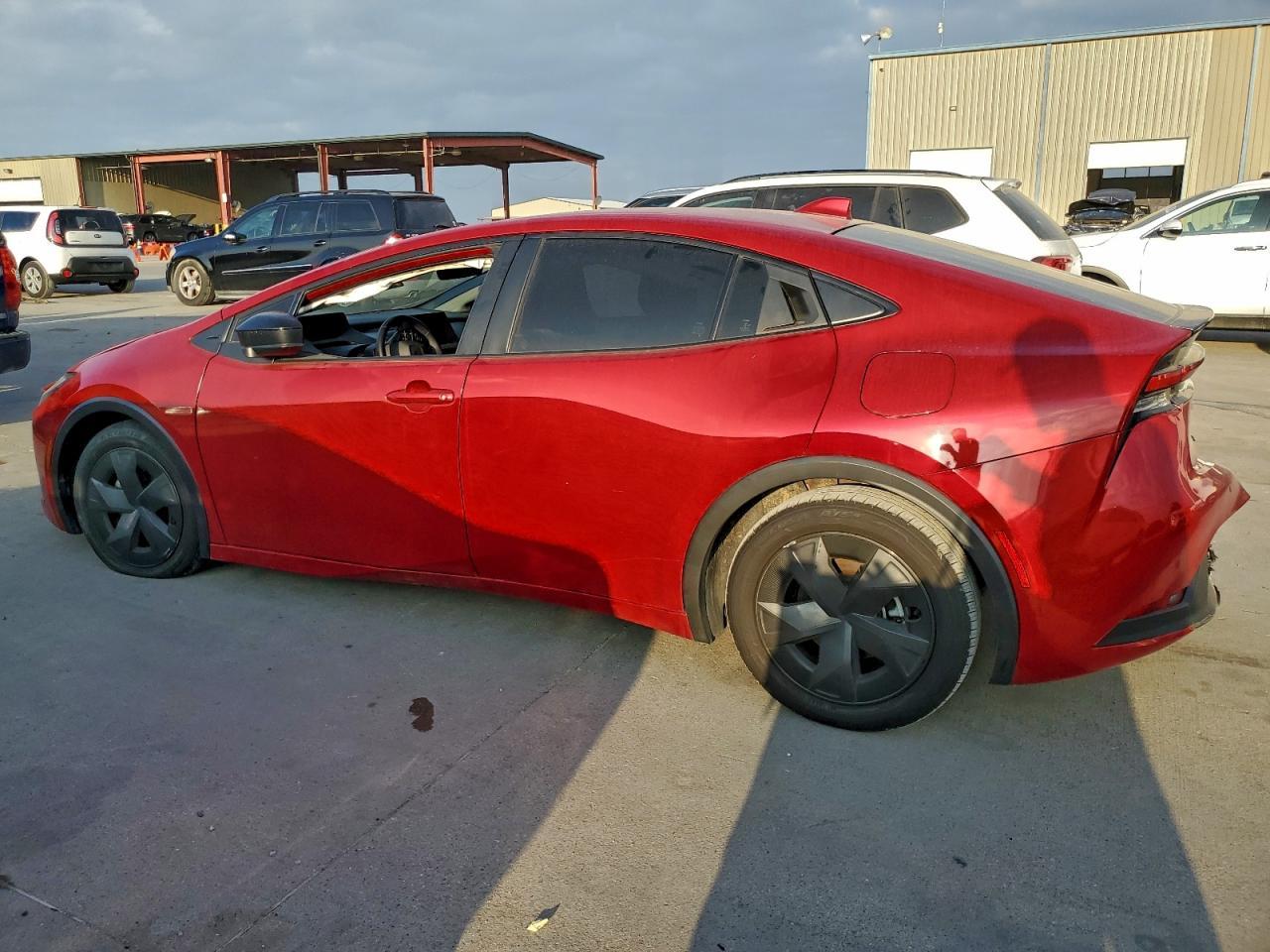 2023 Toyota Prius Le - Image 2