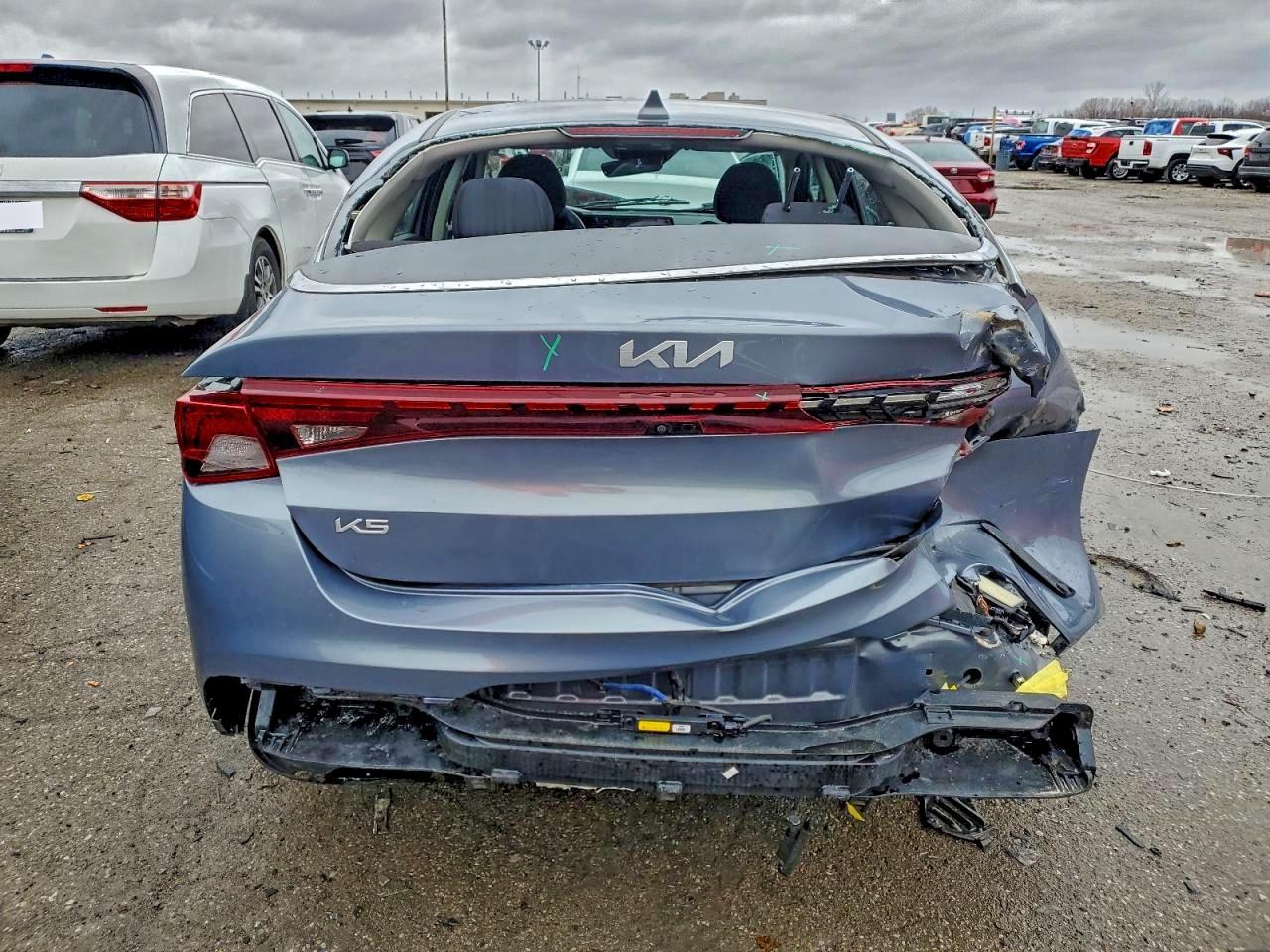 2023 Kia K5 Lxs - Фото 6
