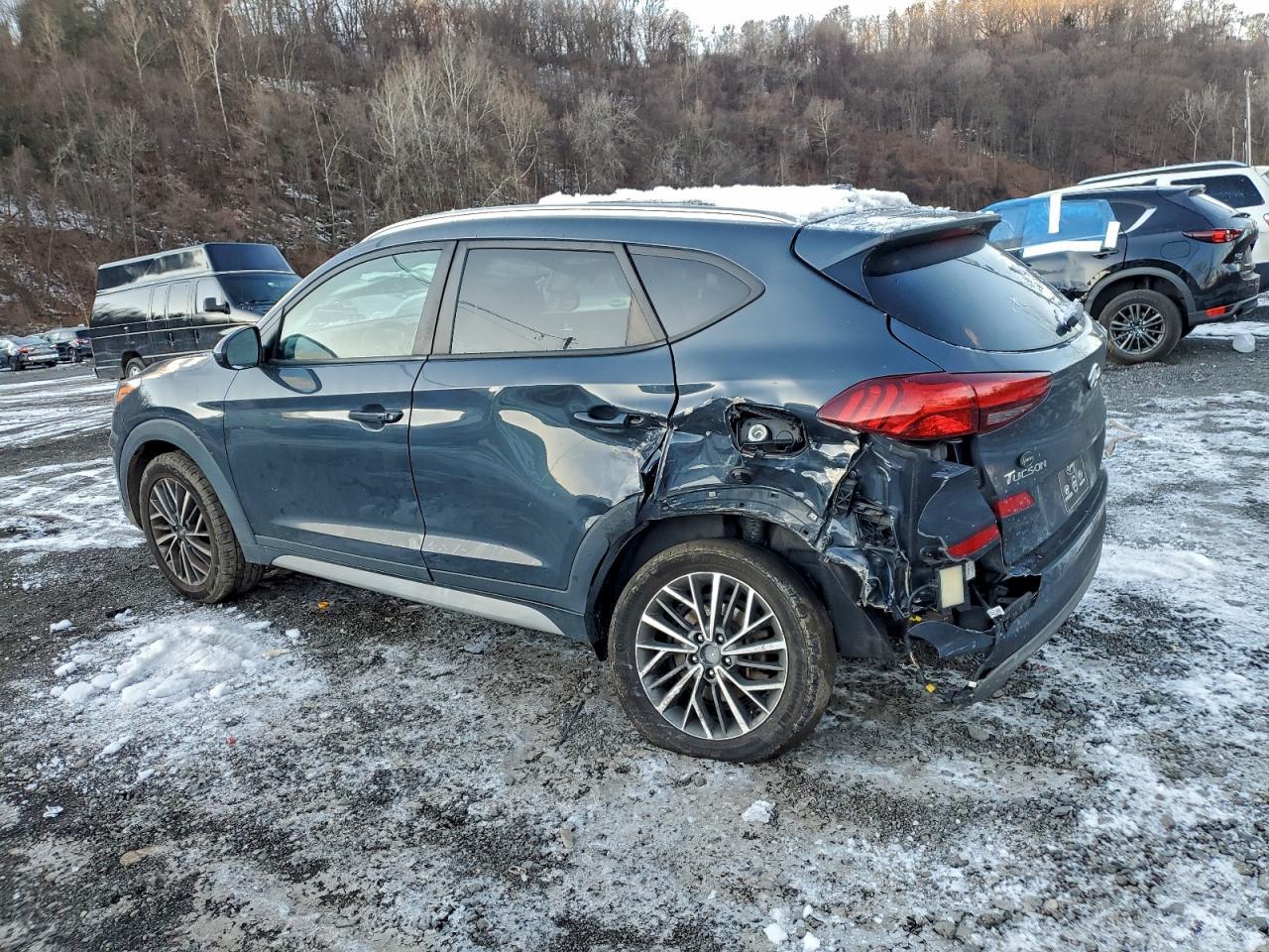 2021 Hyundai Tucson Limited - Фото 2