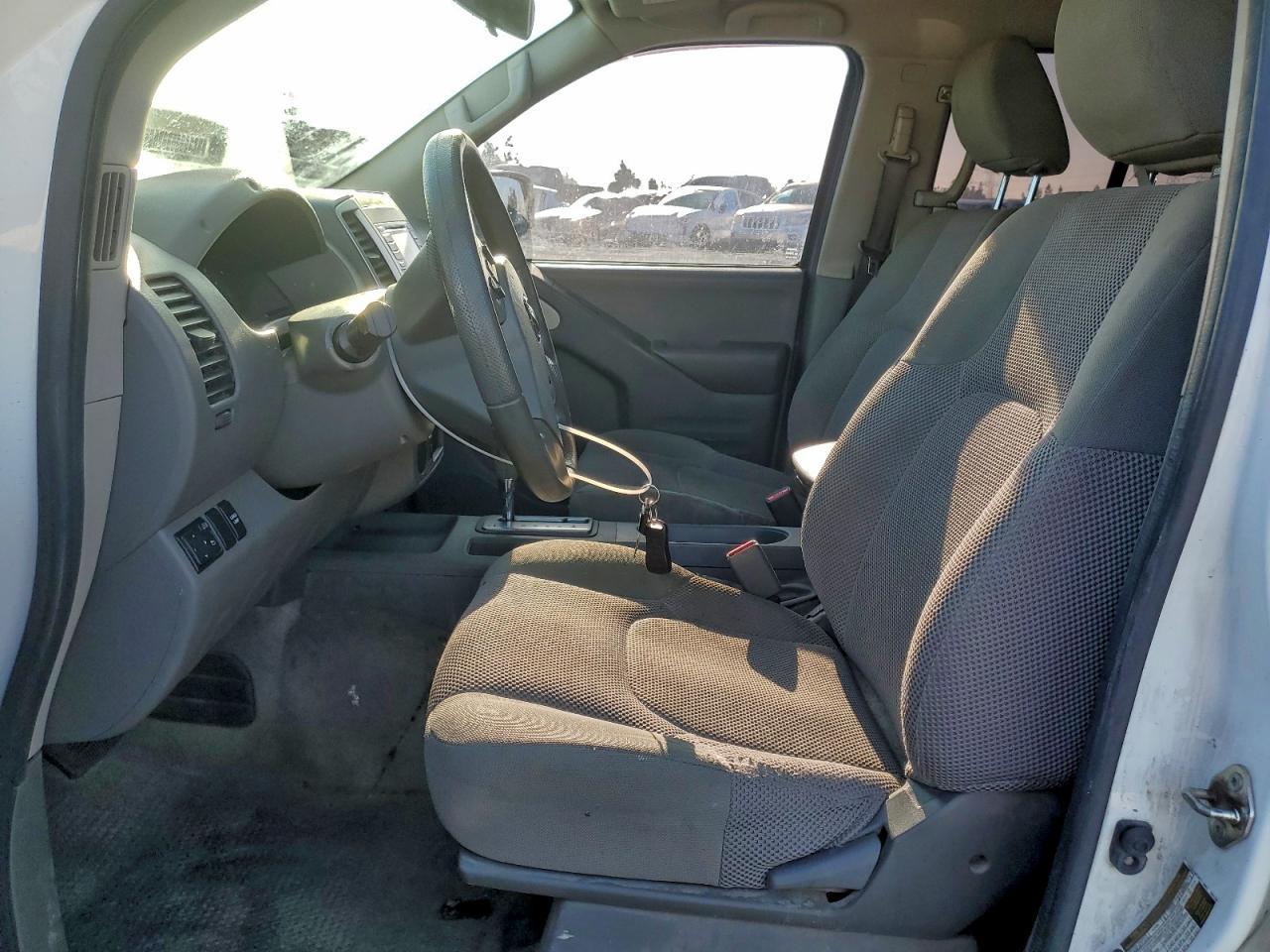 2018 Nissan Frontier S - Фото 7