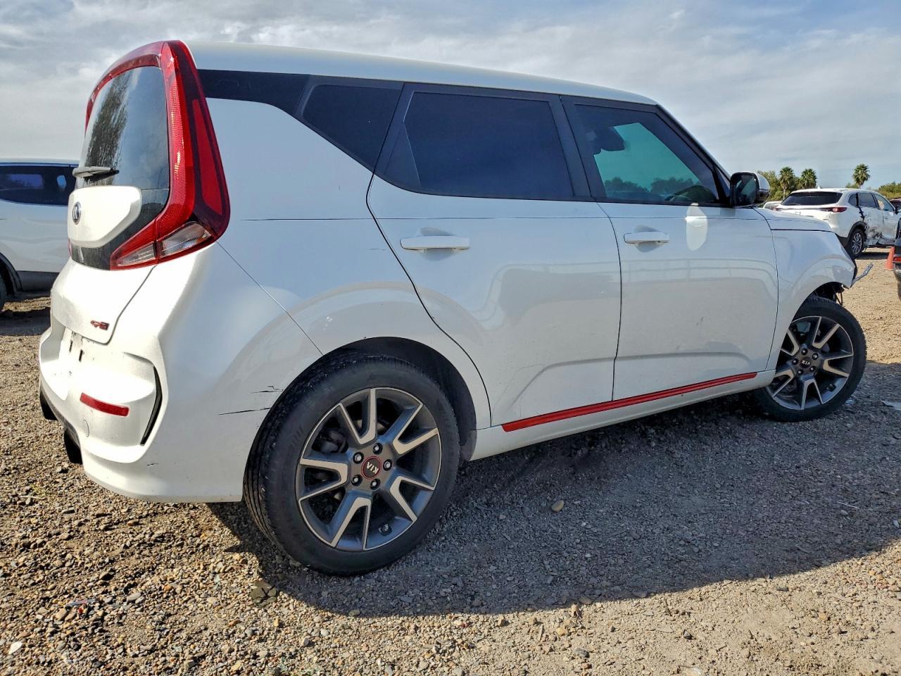 2020 Kia Soul Gt Line - Фото 3