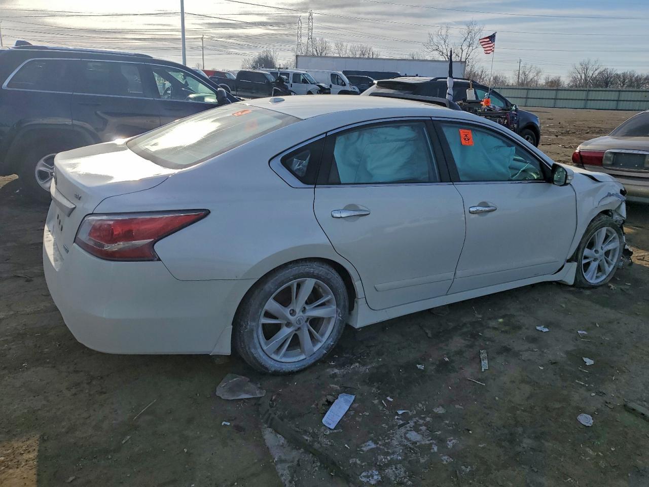 2014 Nissan Altima 2.5 - Image 3