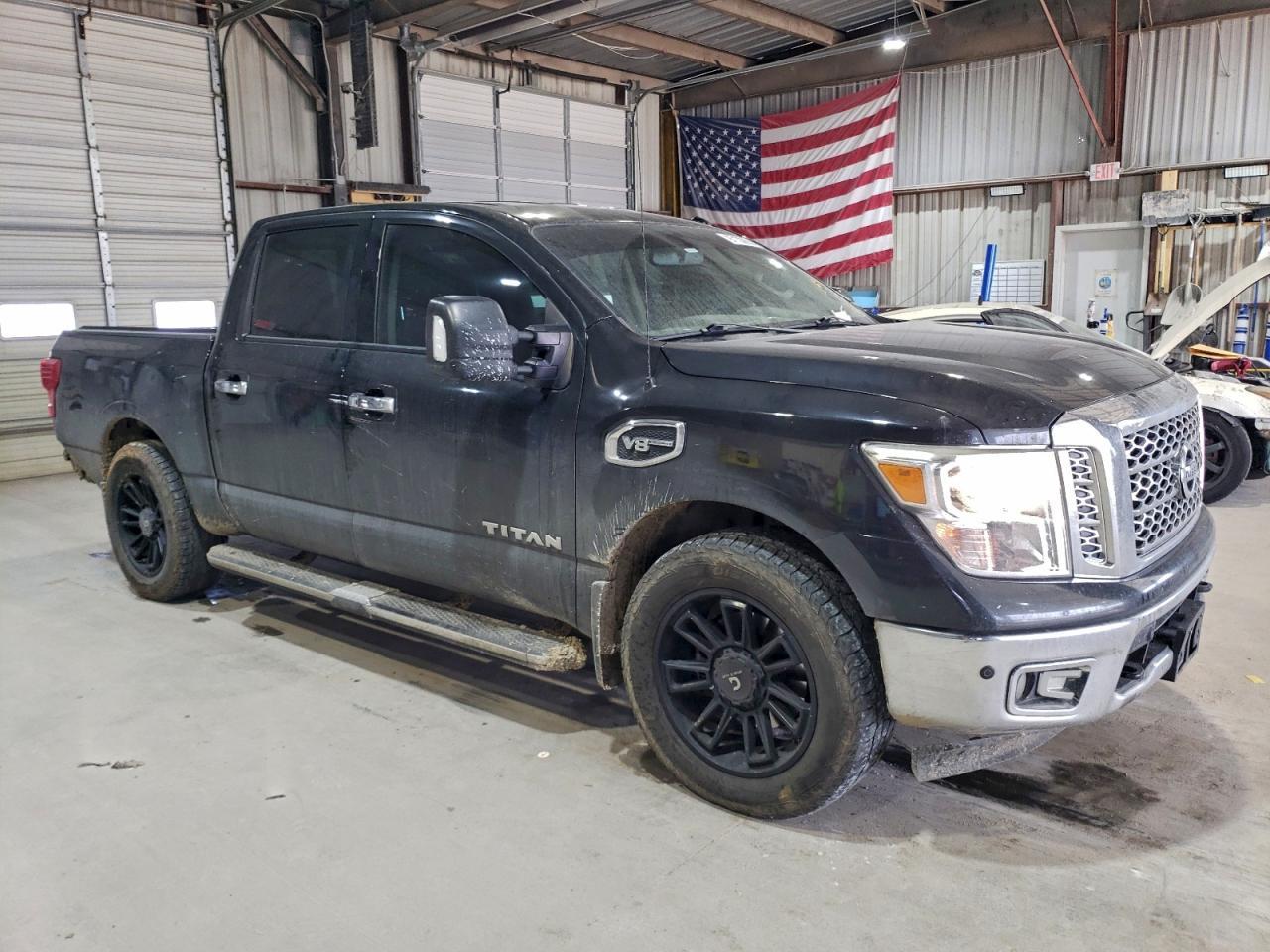 2017 Nissan Titan Sv - Image 4