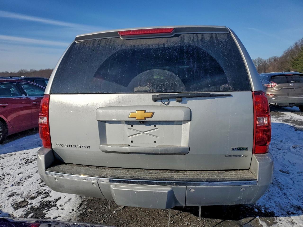 2010 Chev Suburban K - Image 6