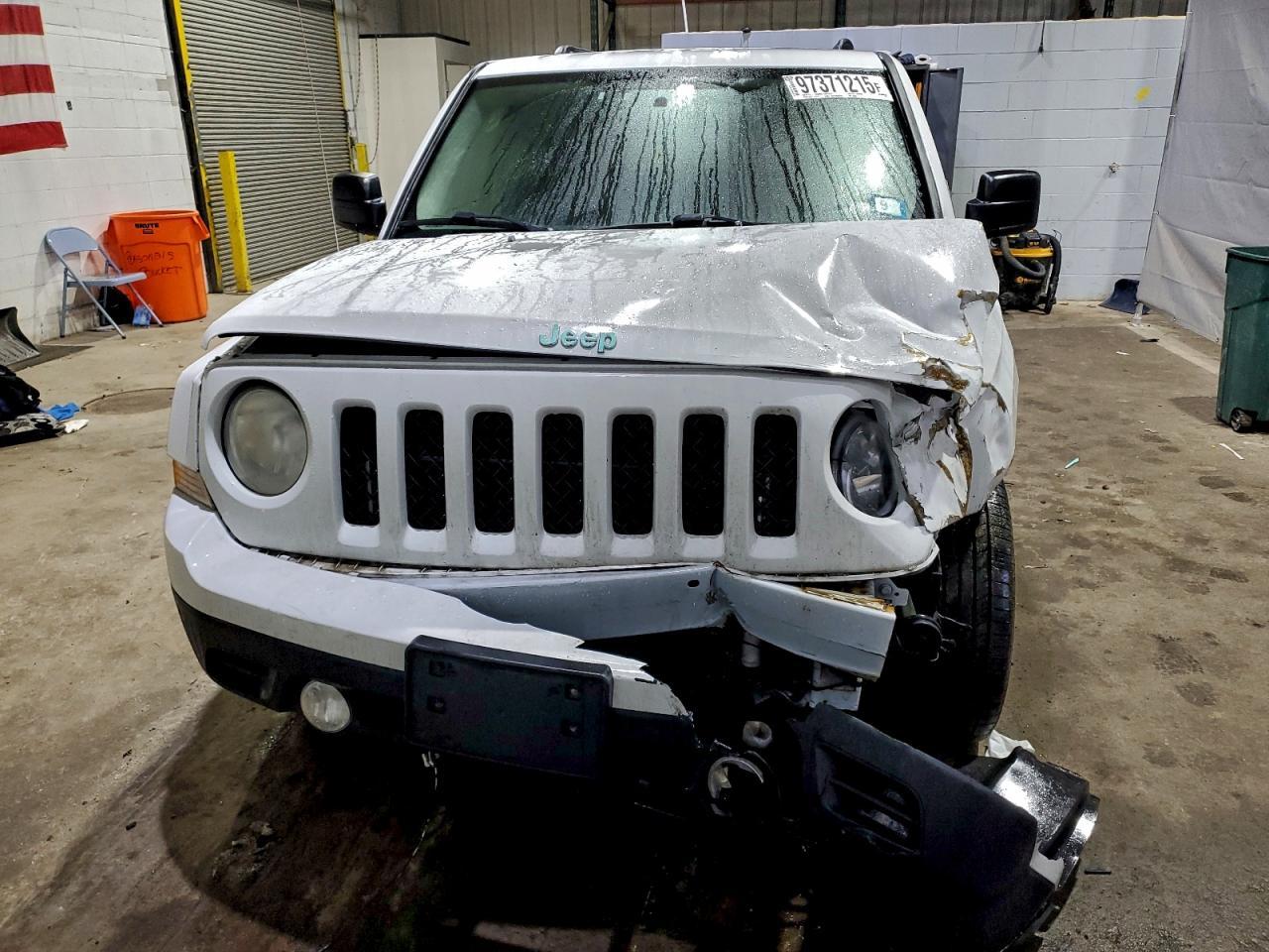 2015 Jeep Patriot Latitude - Фото 5