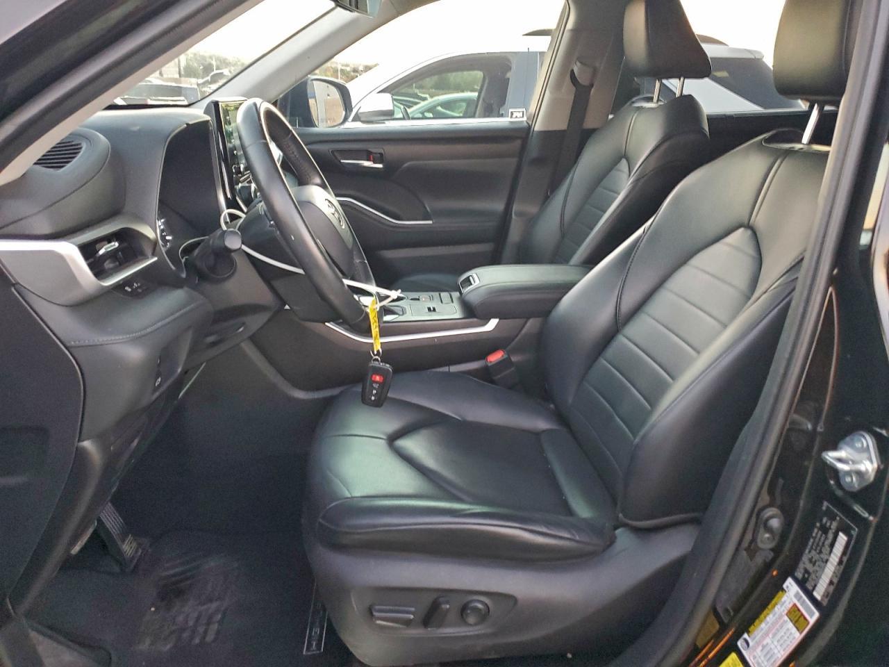 2021 Toyota Highlander Xle - Image 7
