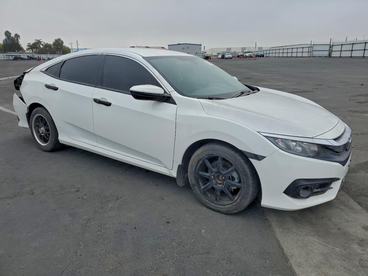 2018 Honda Civic Lx - Image 4
