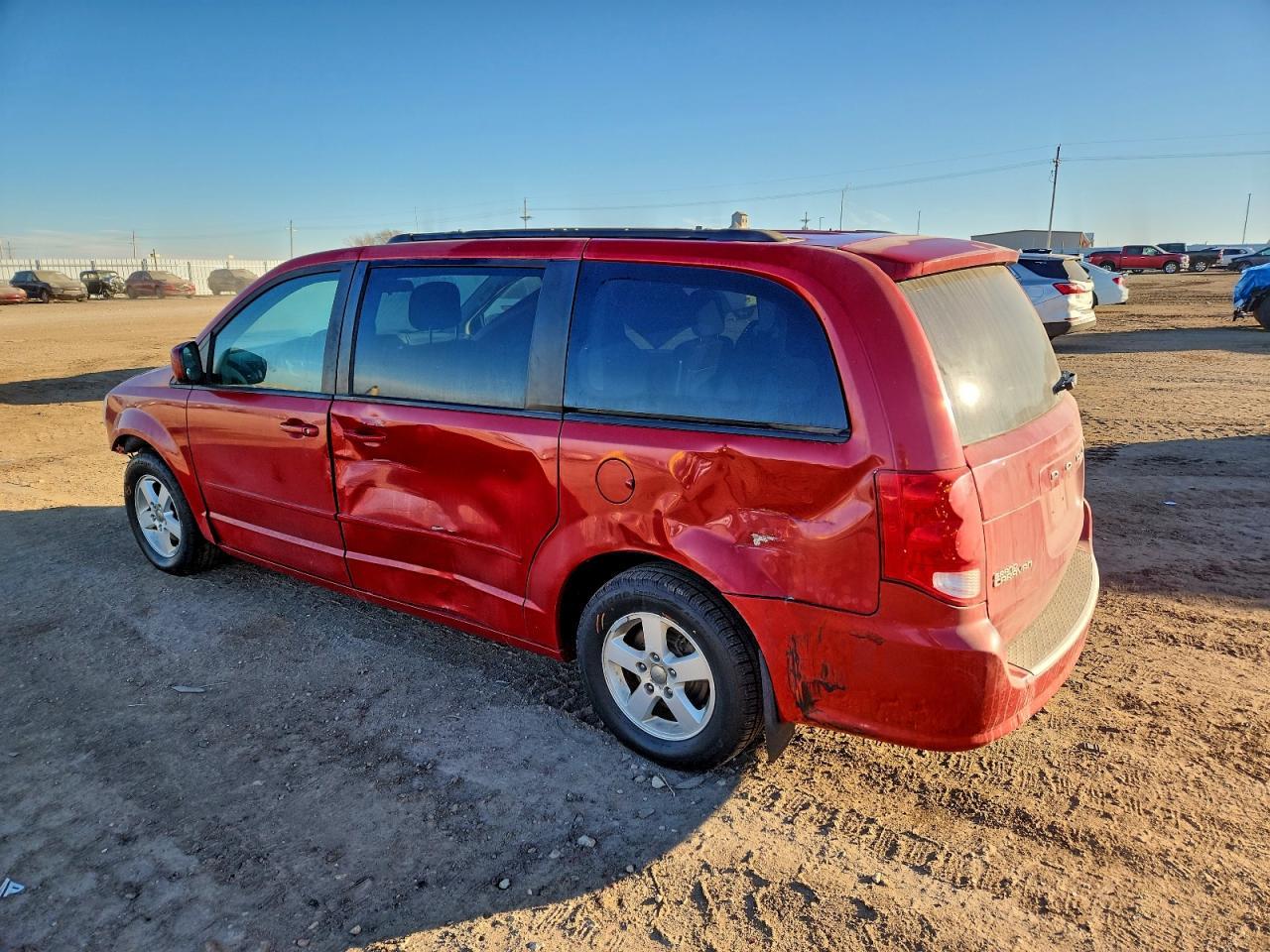 2012 Dodge Grand Caravan Sxt - Фото 2