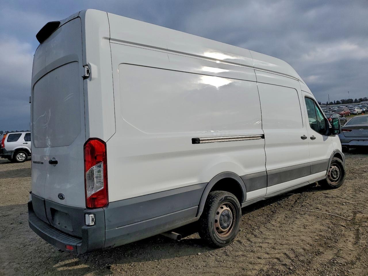 2022 Ford Transit T-250 Delivery Van - Image 3