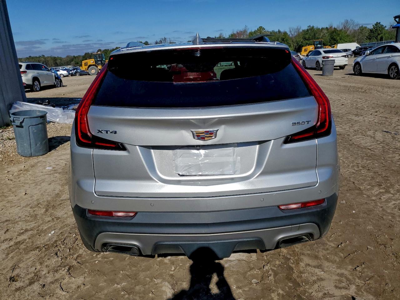 2020 Cadillac Xt4 Premium Luxury - Image 6
