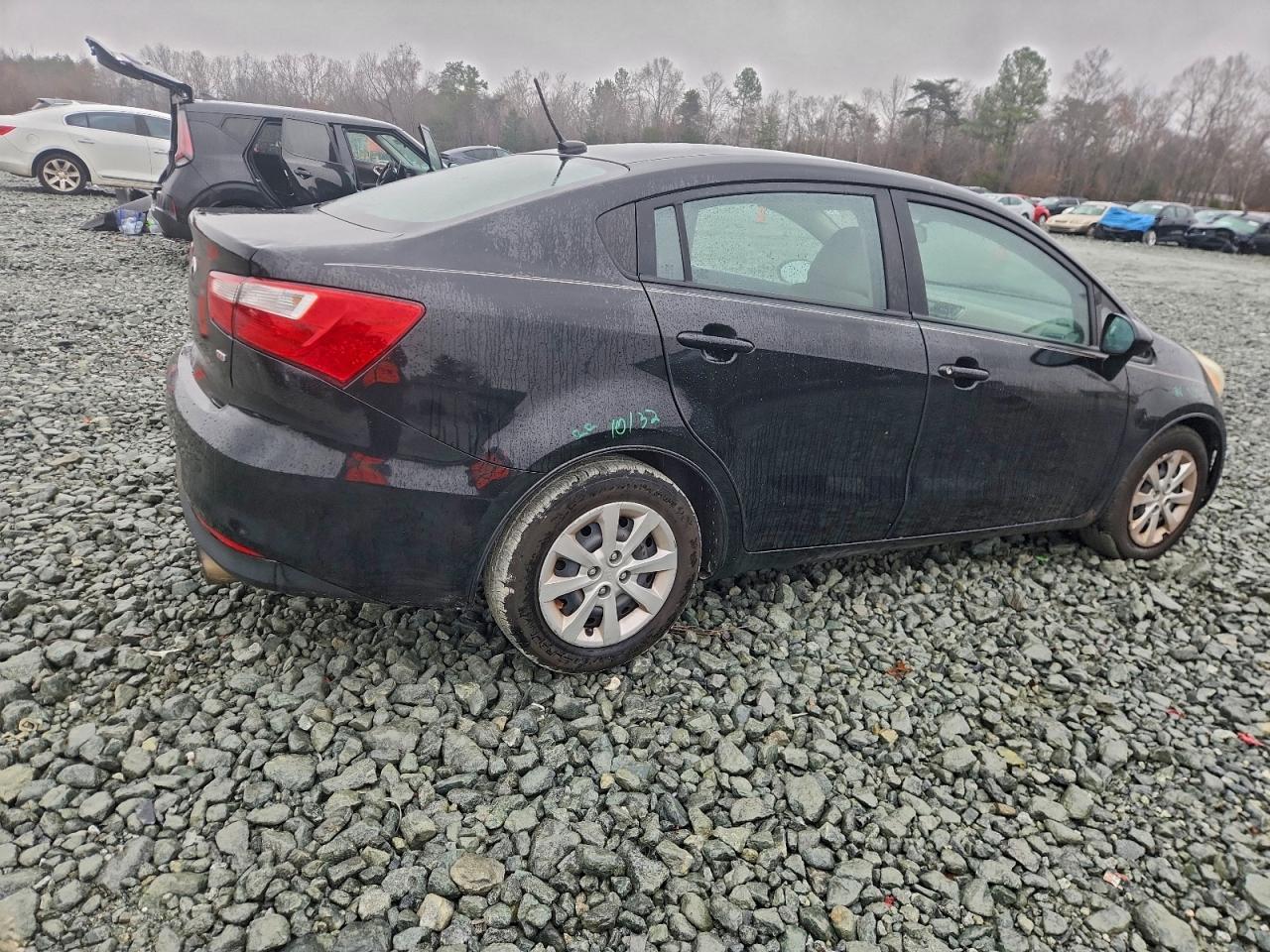 2017 Kia Rio Lx - Фото 3