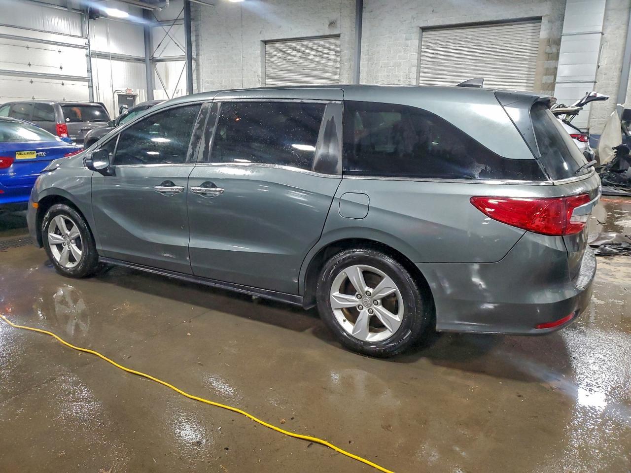 2019 Honda Odyssey Exl - Image 2