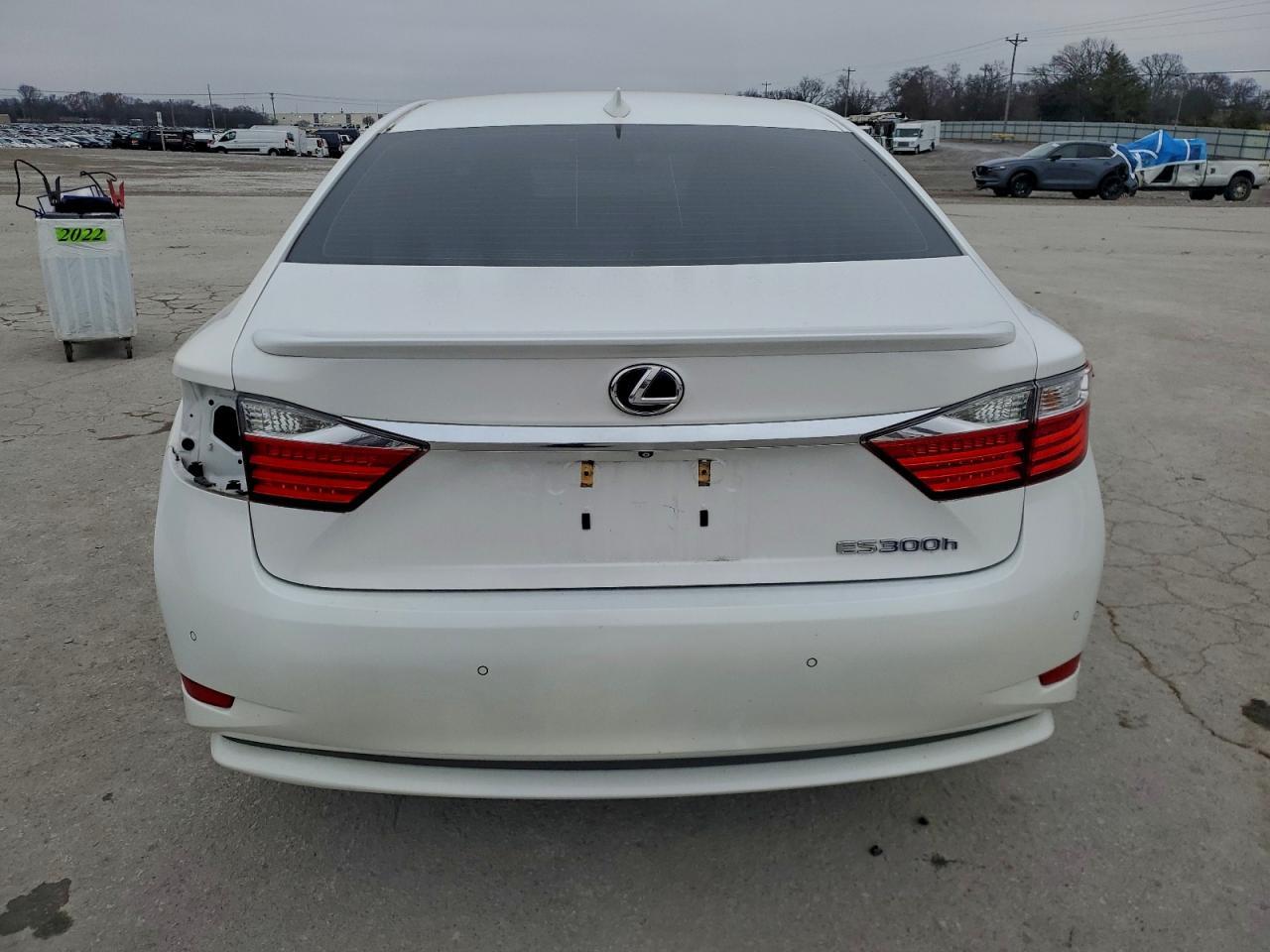 2015 Lexus Es 300H - Фото 6