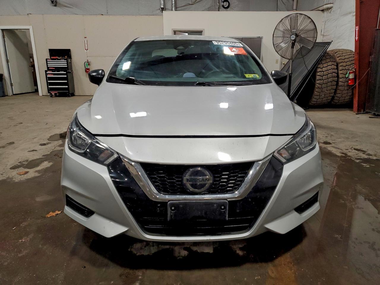 2020 Nissan Versa S - Image 5