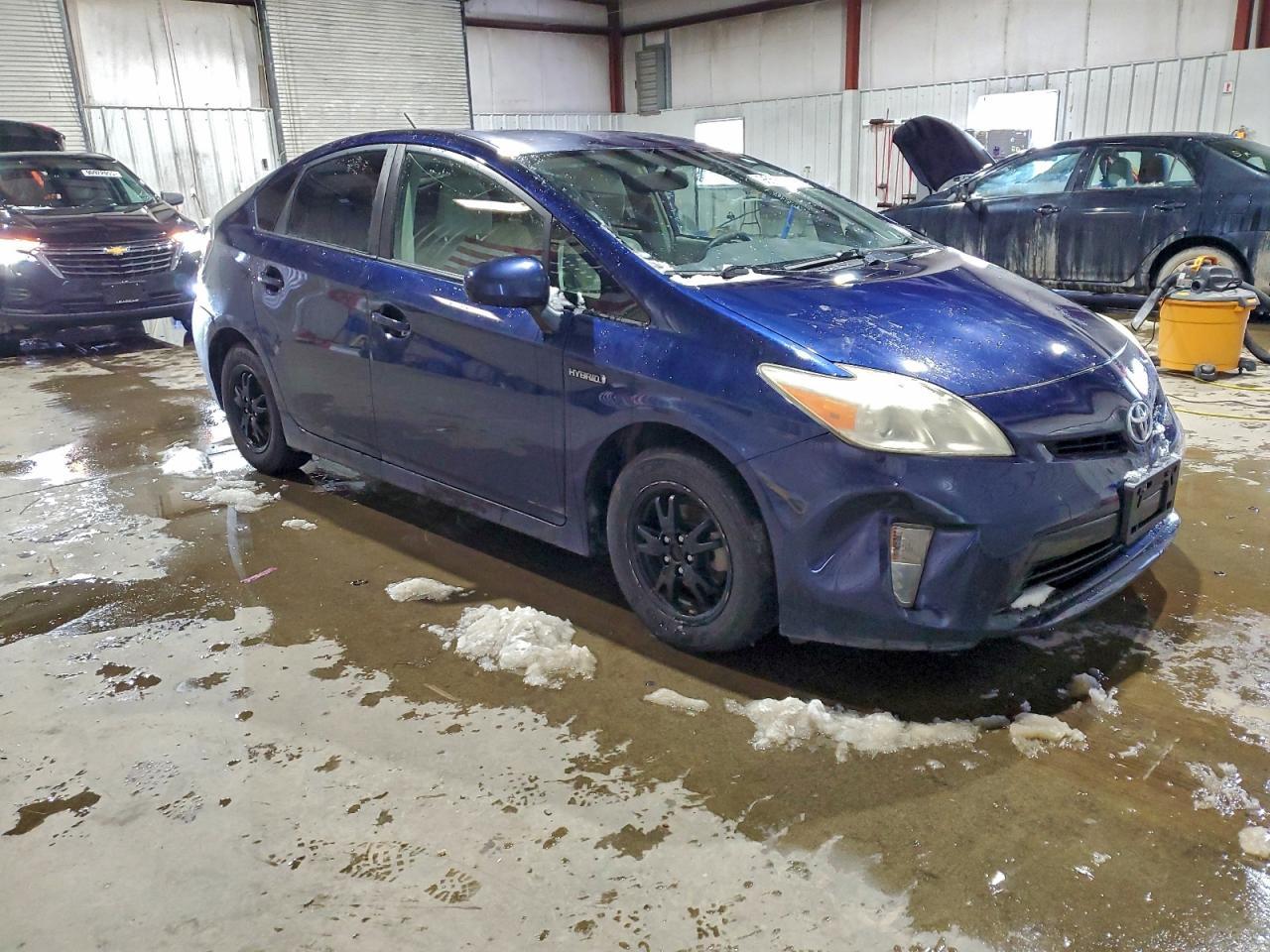 2012 Toyota Prius - Фото 4
