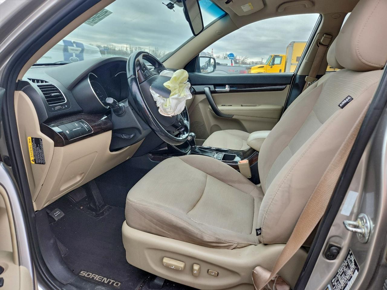 2014 Kia Sorento Lx - Image 7