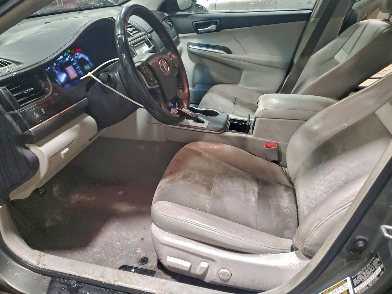 2014 Toyota Camry Hybrid - Фото 7