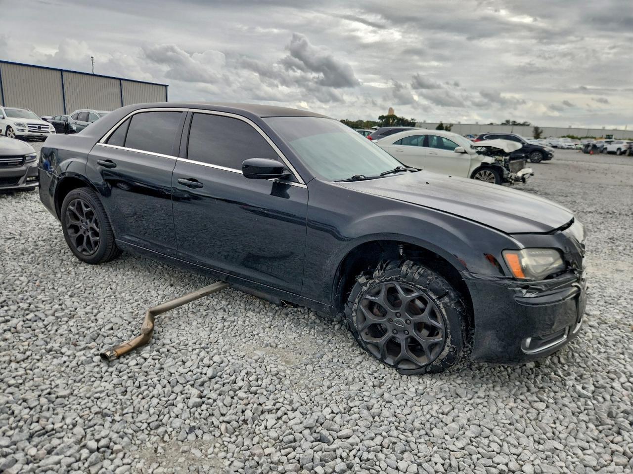 2014 Chrysler 300 - Фото 4
