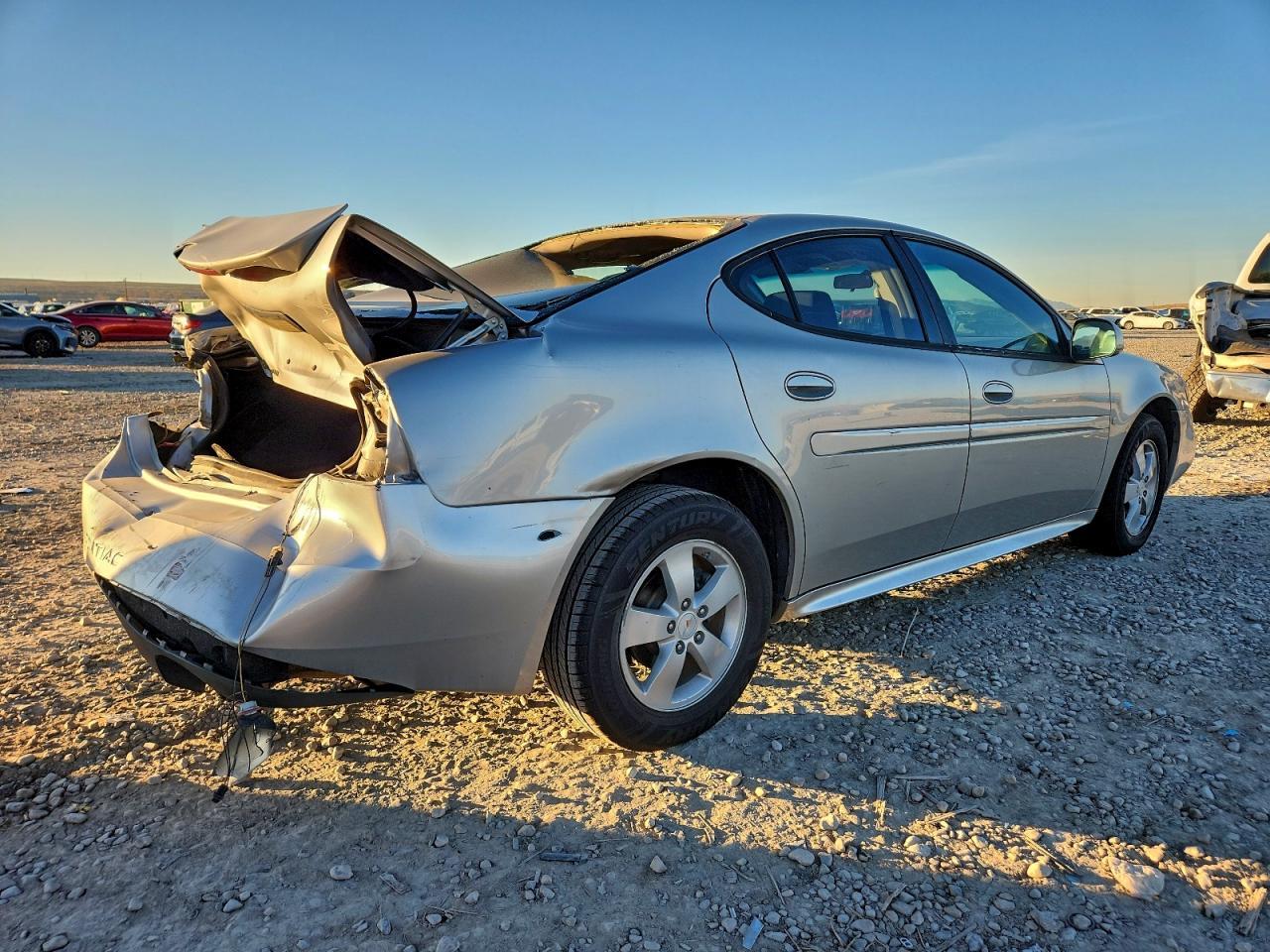 2007 Pontiac Grand Prix - Image 3