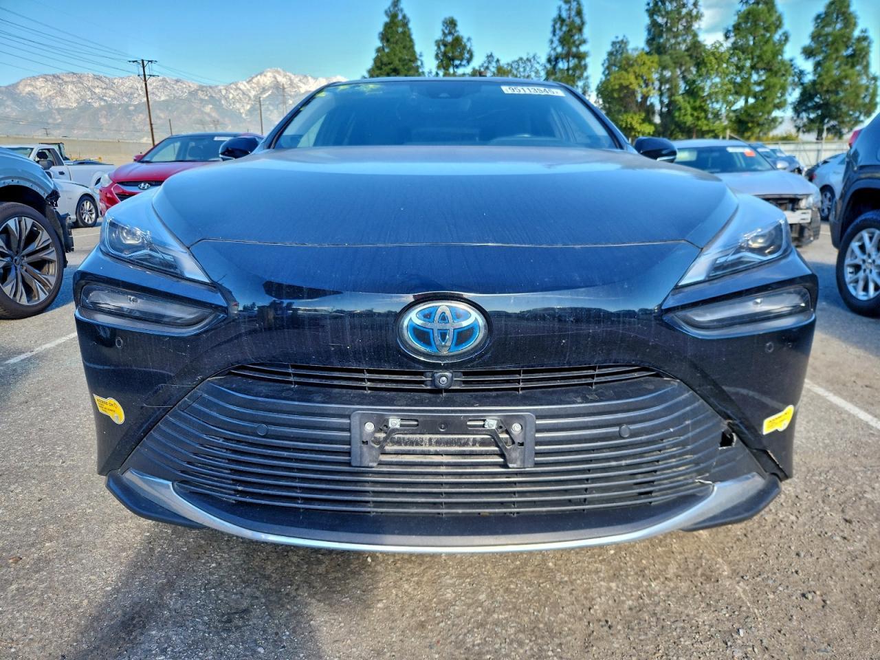 2022 Toyota Mirai Le - Фото 5