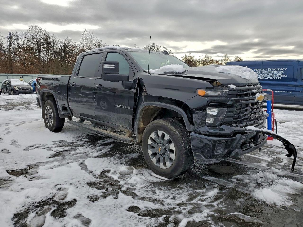 2025 Chevrolet Silverado K2500 Custom - Фото 4