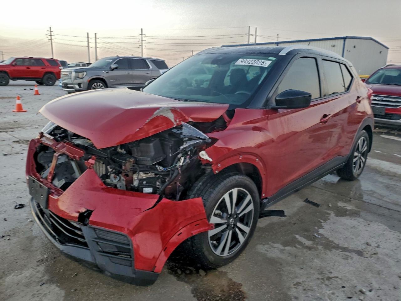 2020 Nissan Kicks Sv