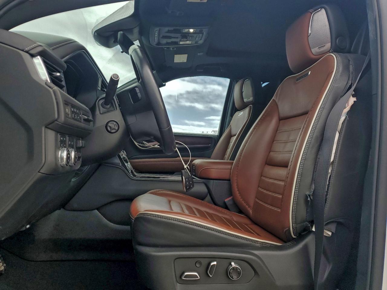 2023 GMC Yukon Xl Denali Ultimate - Фото 7