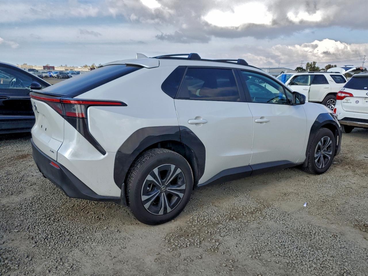 2025 Toyota Bz4X Xle - Фото 3