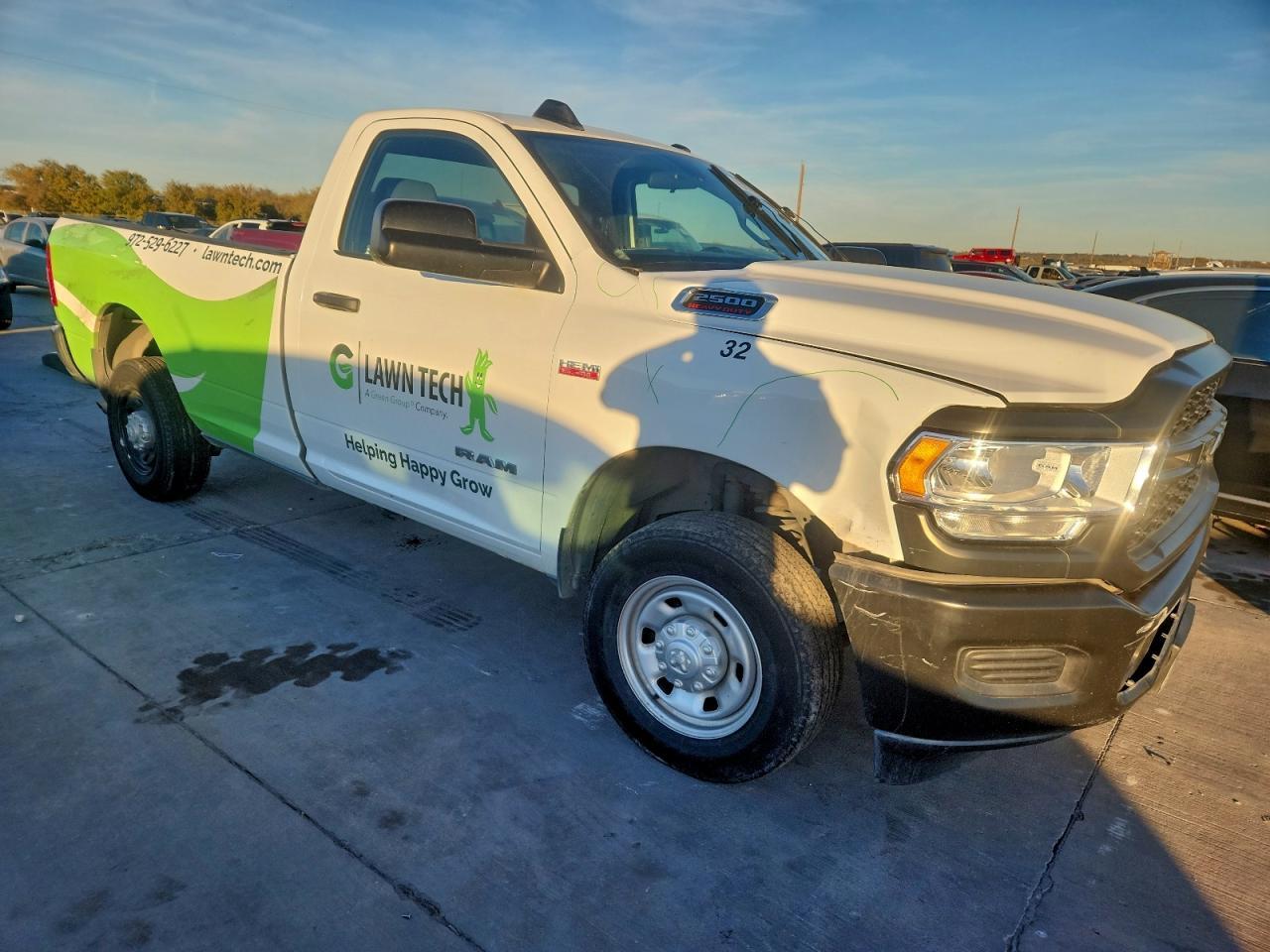 2022 Ram 2500 Tradesman - Фото 4