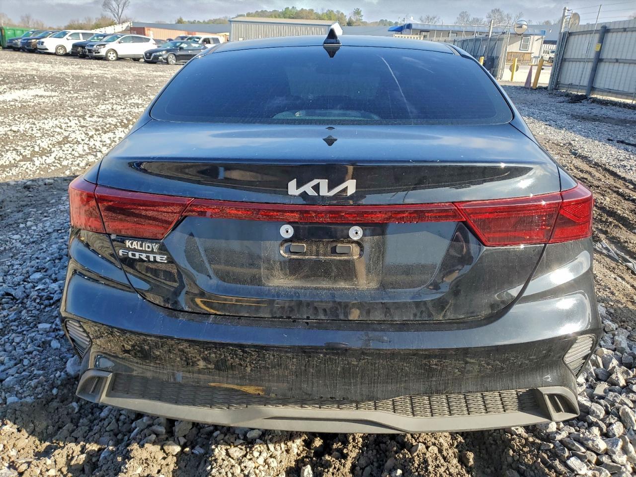 2024 Kia Forte Lx - Фото 6