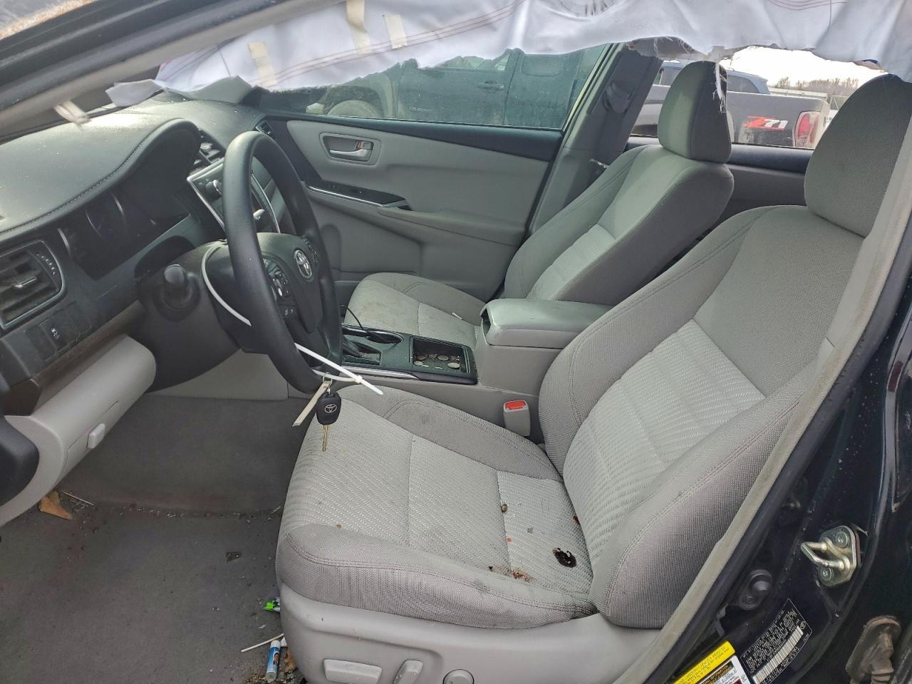 2017 Toyota Camry Le - Фото 7