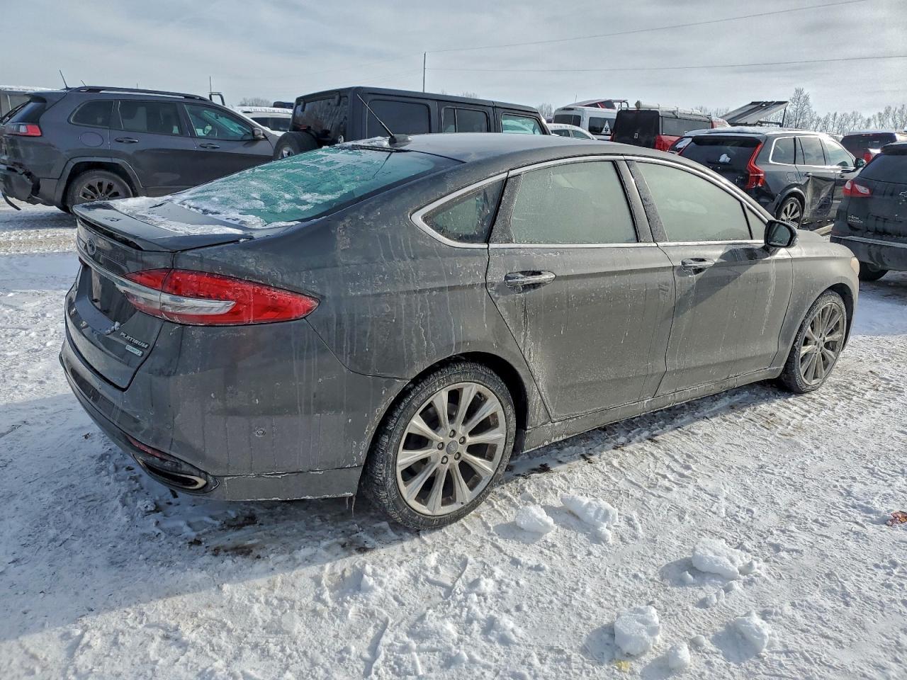 2018 Ford Fusion Titanium/Platinum - Фото 3
